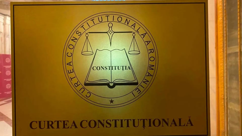 Decizii așteptate la CCR în două conflicte juridice majore