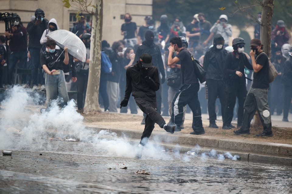 Proteste masive în mai multe state europene