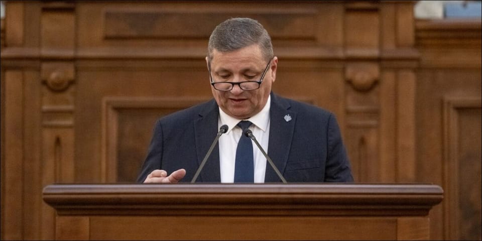 Retragerea semnăturii senatorului Daniel Fenechiu de pe proiectul privind drogurile
