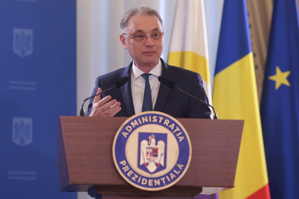 Avertismente privind riscurile lipslei unui guvern stabil