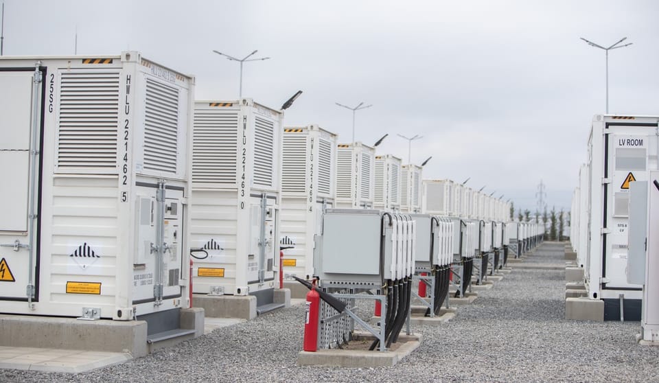 Evoluția capacităților de stocare a energiei electrice în România