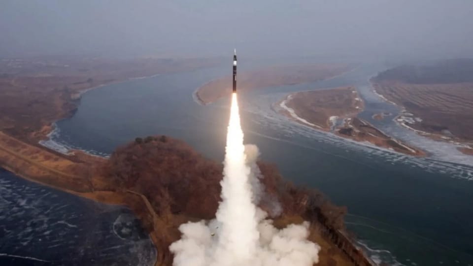 Tensiuni militare în Peninsula Coreeană după lansări de rachete