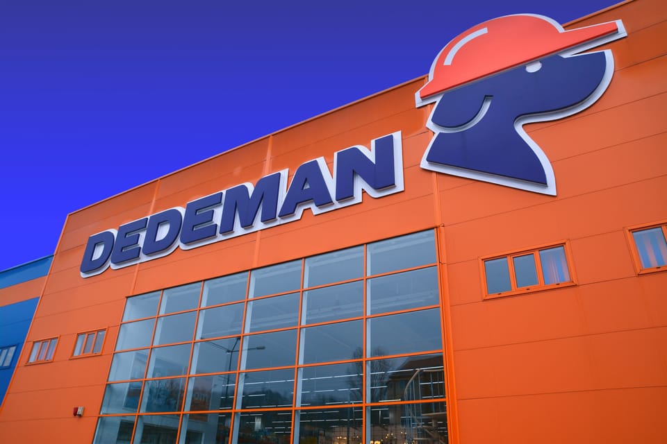 Rebranduirea magazinelor de bricolaj din Grecia