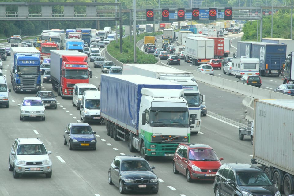 Transportatorii organizează proteste în municipiul Târgu Jiu