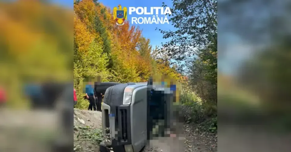 Descoperirea a două persoane decedate într-un autoturism din Brașov