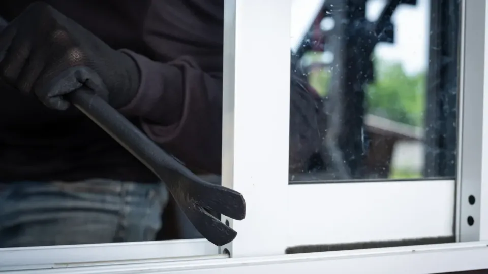 Arestare preventivă în cazul unor spargeri din Cluj