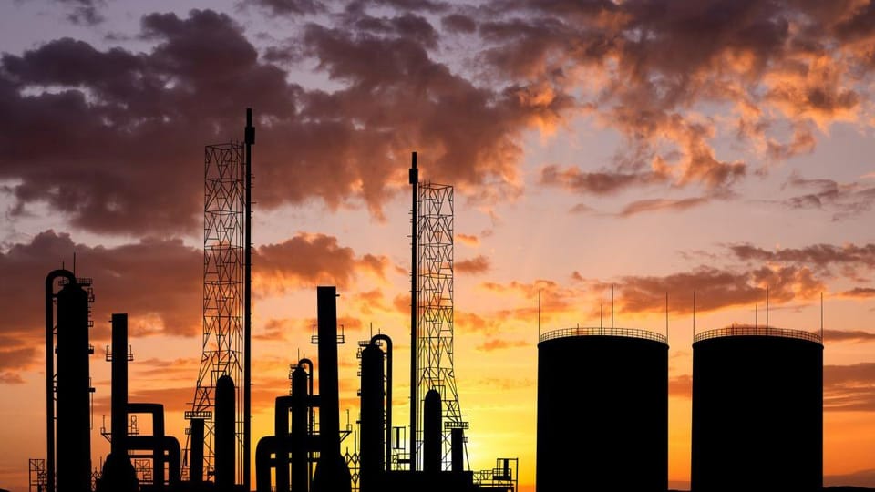 Analiza stocurilor globale de petrol în contextul conflictelor