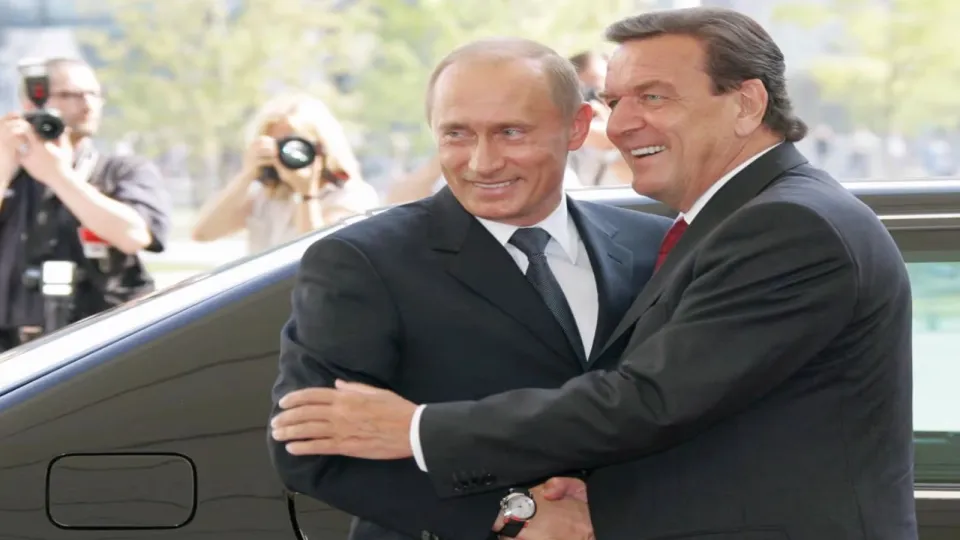 Întâlnirea dintre Gerhard Schroeder și Vladimir Putin la Moscova