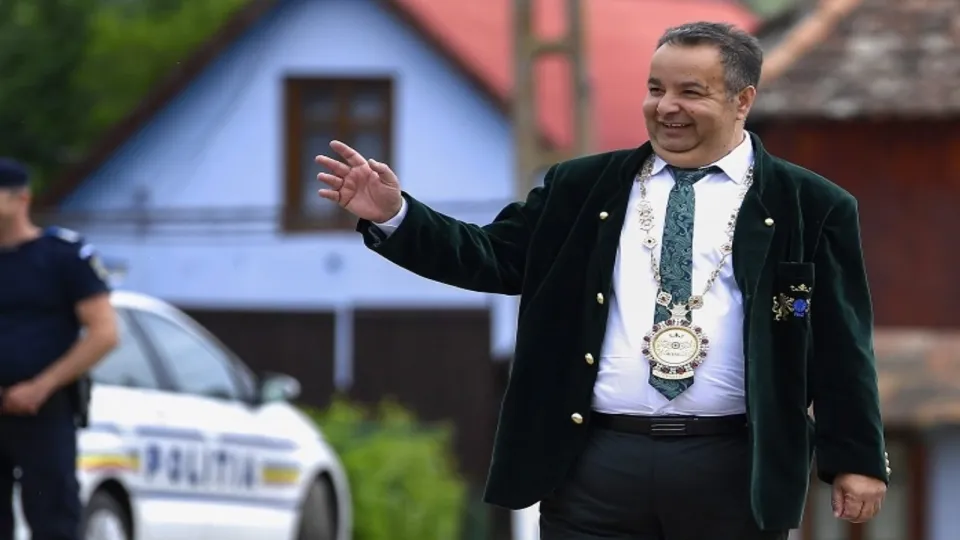 Conflict judiciar între Dorin Cioabă și vărul său