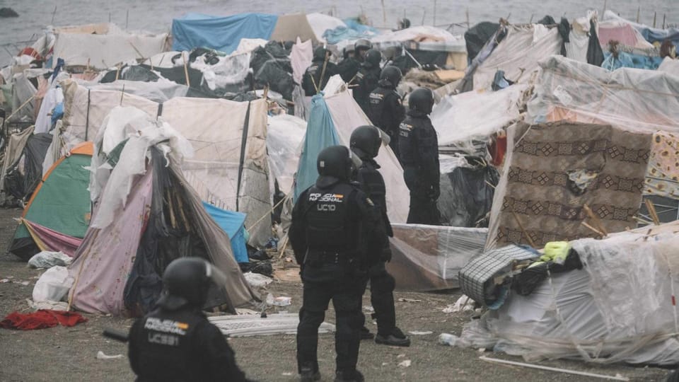 Evacuarea ultimei tabere de migranți din enclava Ceuta