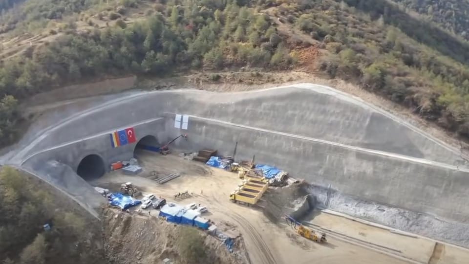 Dispută administrativă privind lucrările de pe autostrada Sibiu-Pitești