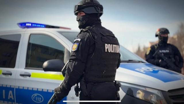 Incident în Vâlcea în timpul unei intervenții polițienești