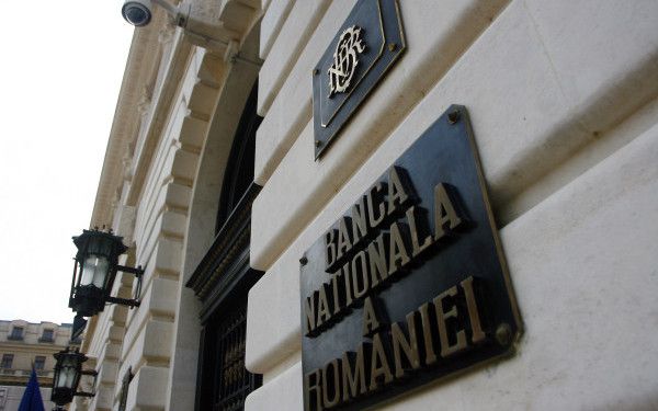 Bancile au inregistrat pierderi cumulate de 8 miliarde lei, a anuntat conducerea BNR