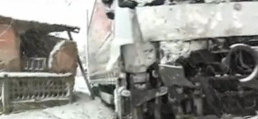 Accident la Maglavit, masina unui ofiter ISU Dolj a fost lovita de un TIR