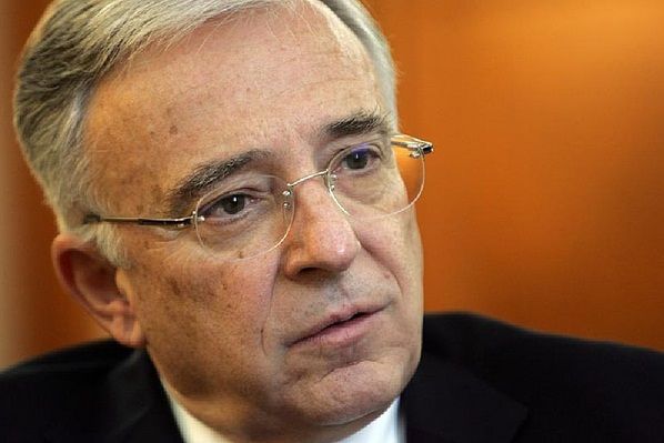 Volksbank Romania a fost o institutie cu probleme, afirma Mugur Isarescu