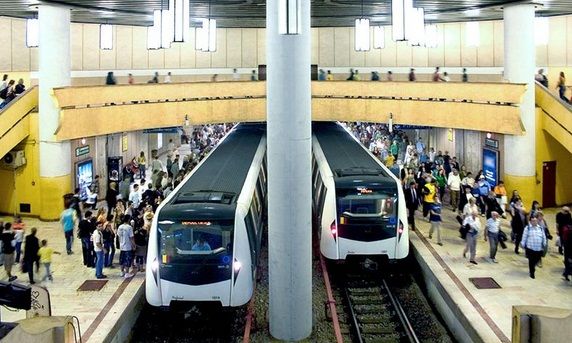 Metrorex vrea sa cumpere 51 de trenuri noi