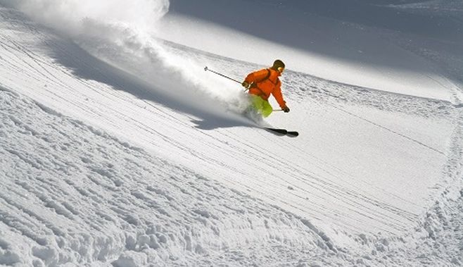 Un roman a murit la ski in Bulgaria
