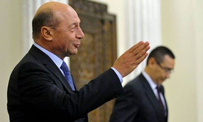 Legea de organizare a Politiei, trimisa de Basescu la reexaminare in Senat