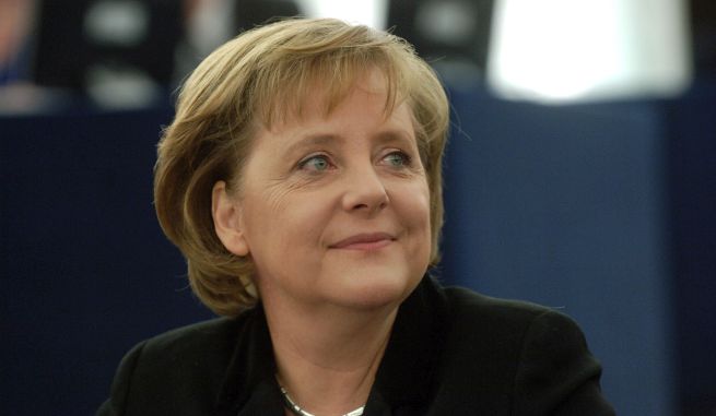 MERKEL, dupa intalnirea cu TSIPRAS: Germania trateaza egal tarile UE, inclusiv Grecia