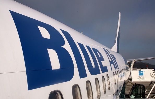incident, blue air, birmingham-bucuresti, bulgar, cabina piloti, incident cursa aeriana