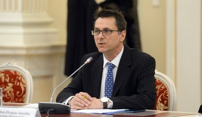 Bogdan Stanoevici va fi schimbat din postul de ministru pentru Romanii de Pretutindeni