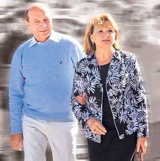 DEZVALUIRI BOMBA despre familia BASESCU. BODO (PROCONSUL): Mi-a fost greu in perioada in care eram casatorit cu Ioana Basescu