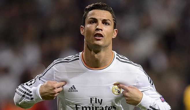 Ronaldo a castigat Balonul de Aur. Atacantul lui Real Madrid i-a depasit pe Lionel Messi si Manuel Neuer