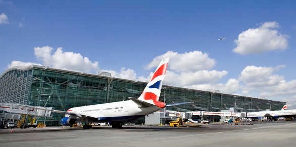 Probleme in traficul aerian de la Londra din cauza unei defectiuni informatice