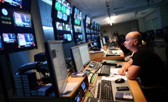 UE ar putea lansa o televiziune in limba rusa pentru a combate propaganda rusa in Europa