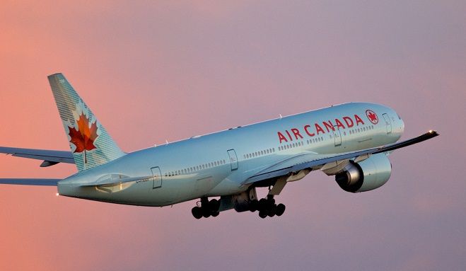 INCIDENT AVIATIC: Un avion al Air Canada a ratat aterizarea, cel putin 23 de raniti