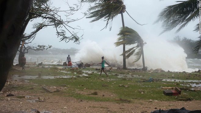 Cel putin 24 de MORTI in urma CICLONULUI tropical PAM in VANUATU