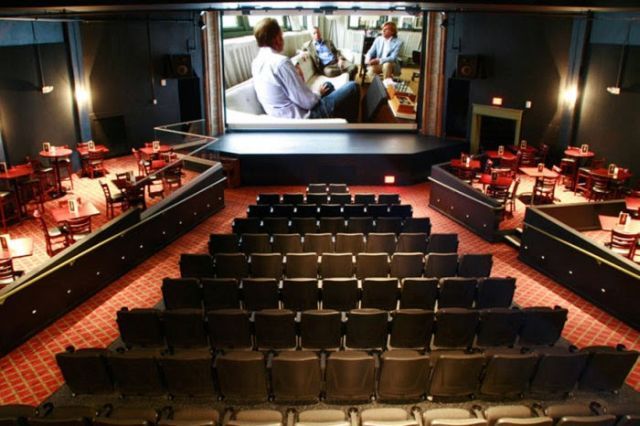 beautiful_movie_theaters_19