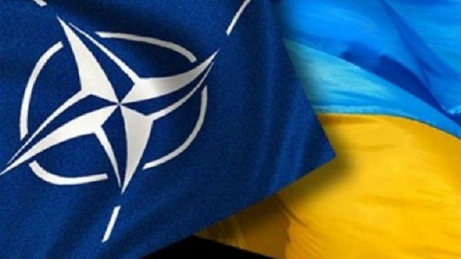 UCRAINA si-a FIXAT ca OBIECTIV ADERAREA la NATO