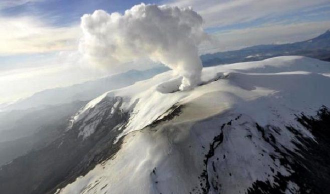 ALERTA in COLUMBIA dupa intensificarea activitatii seismice a vulcanului NEVADO del RUIZ