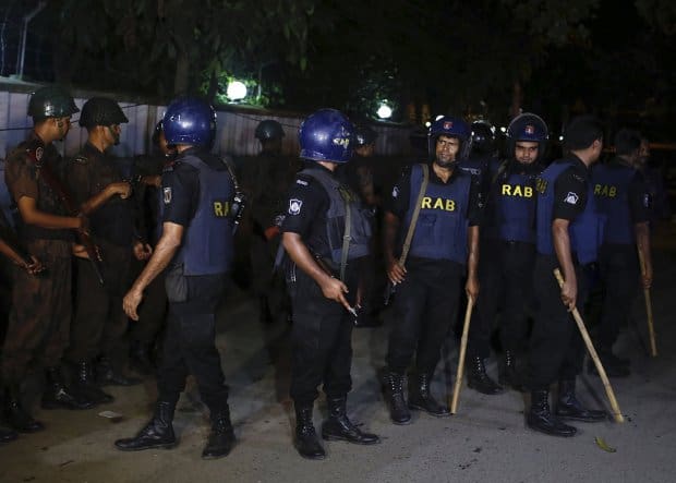 restaurant, 20 de morti, macel, bangladesh, statul islamic, dhaka, atac armat bangladesh