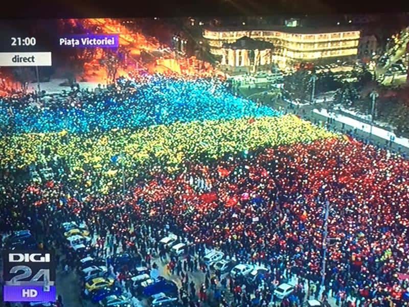 PROTEST ANTI-GUVERN, ZIUA A NOUA, brasov, Bucuresti, Cluj, diaspora, FEBRUARIE 2017, Florin Iordache, GUVERN GRINDEANU, iasi, MODIFICARE CODURI PENALE, ploiesti, proteste, PROTESTE ANTI-GRATIERE, sibiu, timisoara