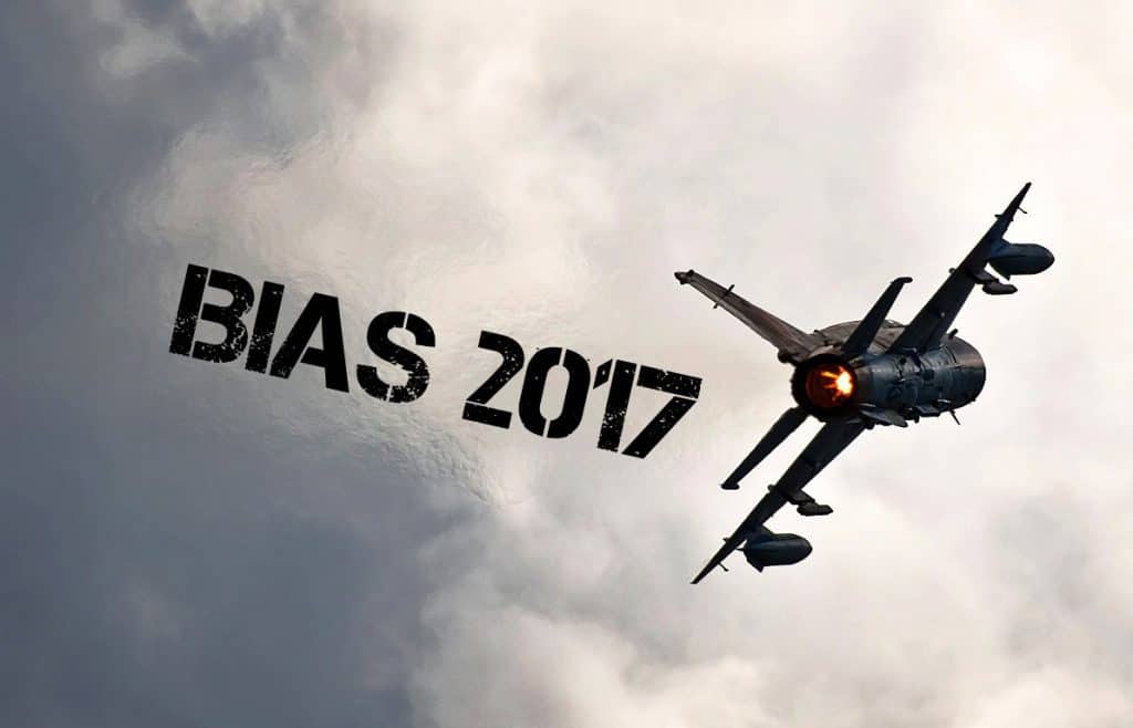 AEROPORT BANEASA AUREL VLAICU, IULIE 2017, BUCHAREST INTERNATIONAL AIR SHOW, O SUTA DE AVIOANE, EVENIMENT, DOUA SUTE DE PILOTI,