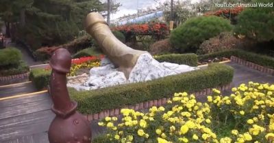 Inside-South-Koreas-penis-theme-park