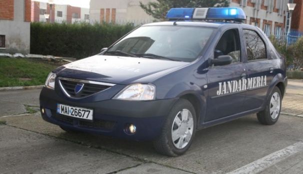 accident, bucuresti, masina jandarmerie, 5 raniti
