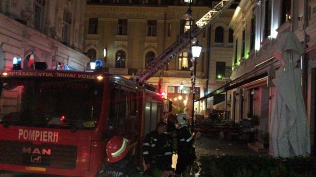 incendiu, restaurant, strada stavropoleos, centrul vechi, clienti evacuati, bucuresti