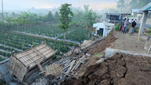 lombok, cutremur, indonezia, zece morti, magnitudine 6.4 grade