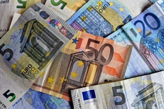 curs valutar, bnr, cotatii bancare, euro, joi 25 aprilie 2019