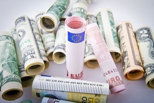 curs valutar, bnr, cotatii bancare, euro, dolar, franc elvetian, luni 8 iulie 2019
