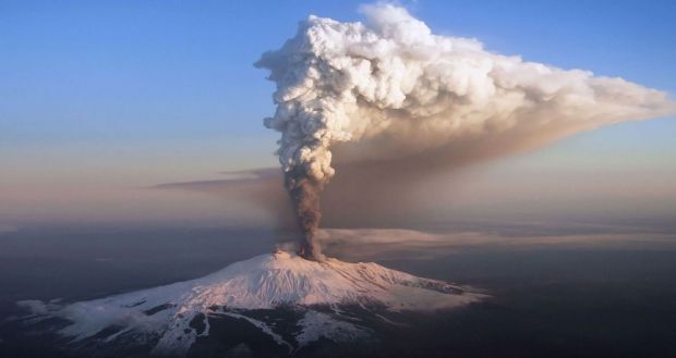 italia, vulcanul etna, eruptie, video