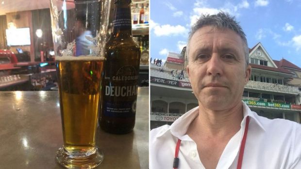 Un australian în vizită în Anglia spune că a apărut „o gaură imensă” în finanțele sale după ce a fost taxat din greșeală cu 68.478 de dolari pentru o singură bere în timpul unei ieșiri la un bar din Manchester.