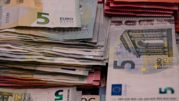curs valutar, bnr, cotatii bancare, euro, dolar, franc elvetian, marti 29 octombrie 2019