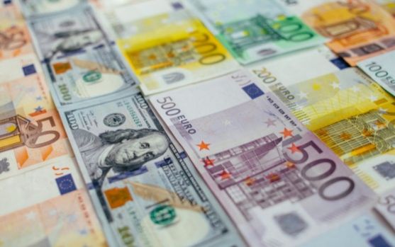 curs valutar, bnr, cotatii bancare, euro, dolar, franc elvetian, luni 20 ianuarie 2020