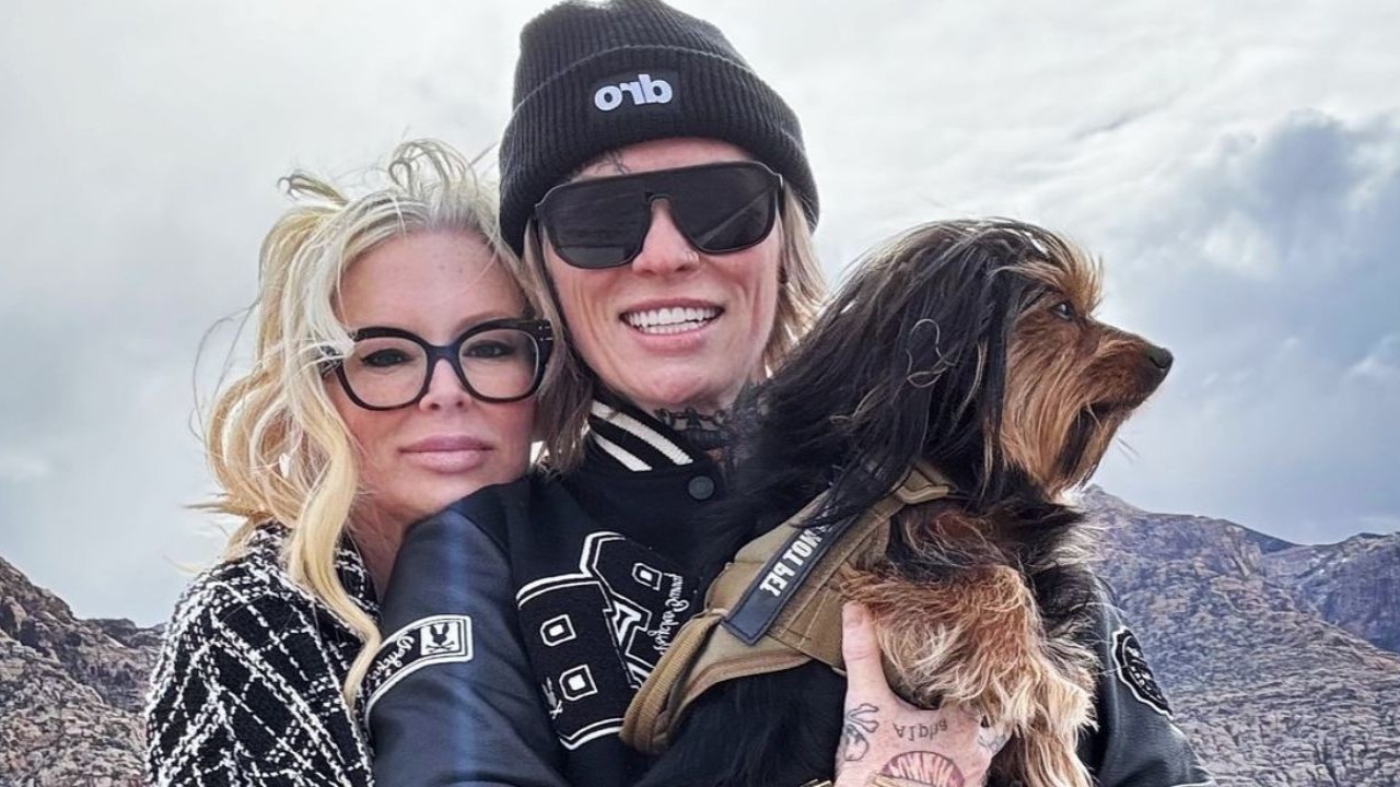 Jenna Jameson, gravely ill, is in the midst of a divorce